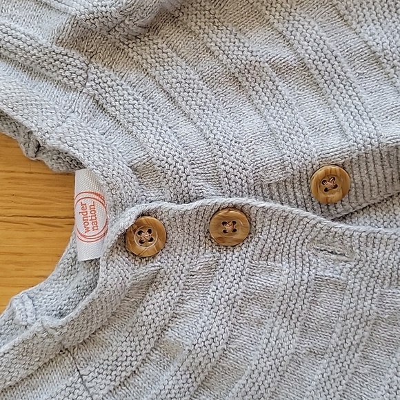 Baby girls size 12 months cardigan - Picture 2 of 2